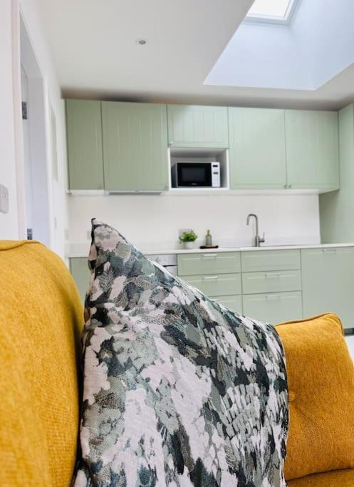Private Apartment One On Lough Corrib, Oughterard Galway Eksteriør bilde